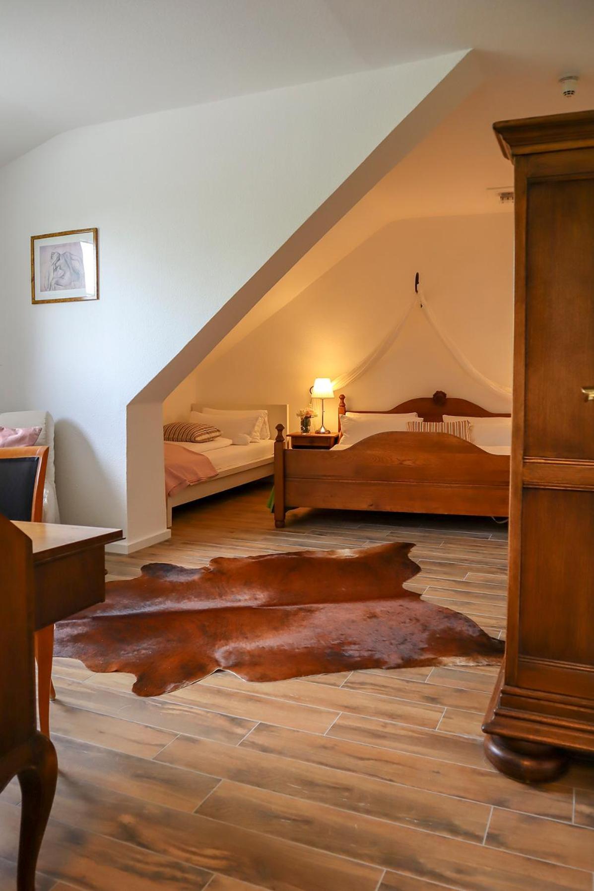 Hotel Gut Moschenhof Dusseldorf Bagian luar foto