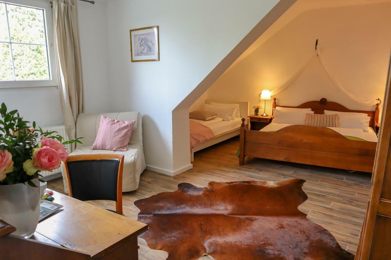 Hotel Gut Moschenhof Dusseldorf Bagian luar foto