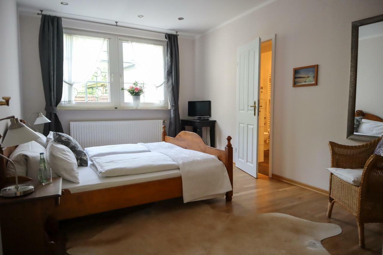 Hotel Gut Moschenhof Dusseldorf Bagian luar foto